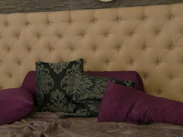 giaa_ross – webcam model profile photo Image 15