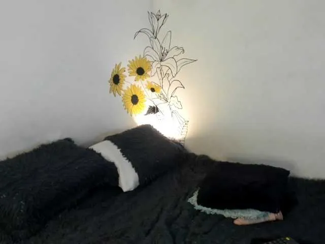 venusxadam Image 13
