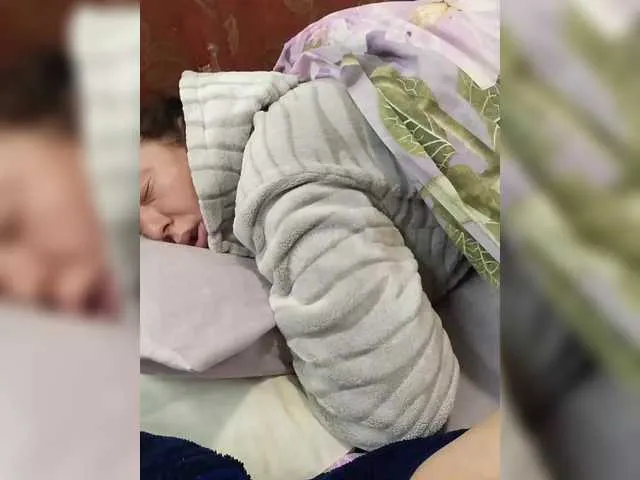 miablueye – webcam model profile photo Image 3