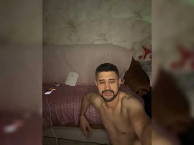 _MiaQueen_ – webcam model profile photo Image 17