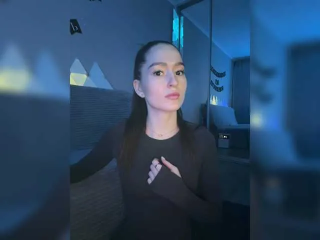 molochnaya000 – webcam model profile photo Image 14