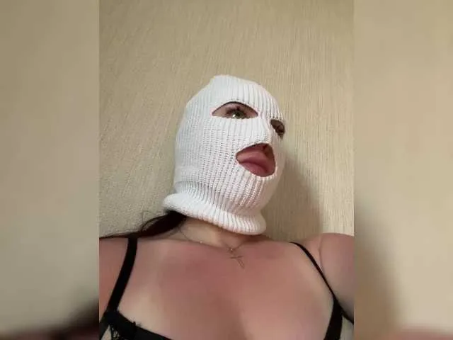 Youlalia – webcam model profile photo Image 17