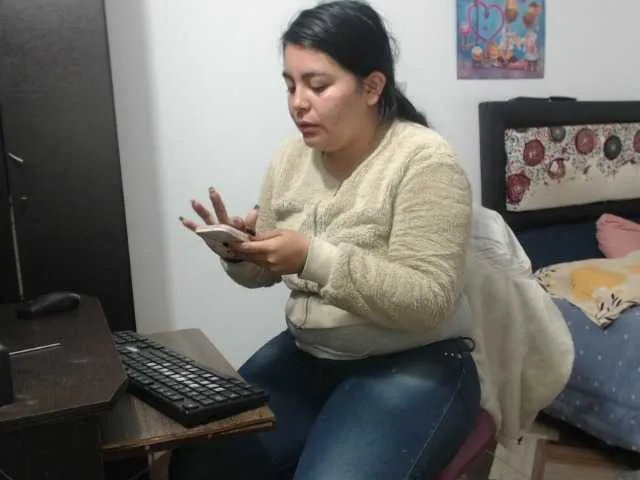 drillhouse_ – webcam model profile photo Image 9