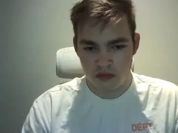 YoungSquad – webcam model profile photo Image 5