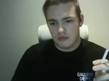 YoungSquad – webcam model profile photo Image 7