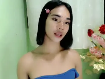 HopeHeaven – webcam model profile photo Image 9