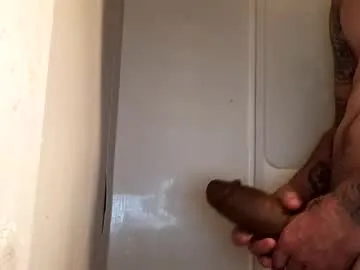 1hugecumshots69 – webcam model profile photo