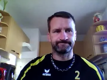 dirtypub – webcam model profile photo Image 17