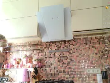 Allla – webcam model profile photo Image 11