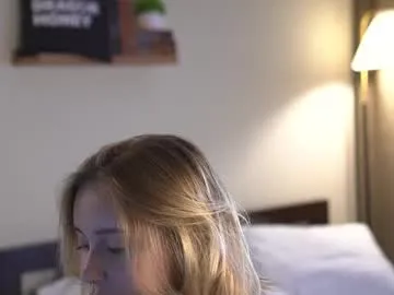 CoupleOnFire – webcam model profile photo Image 15