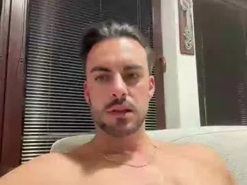 octavarium211 – webcam model profile photo Image 2