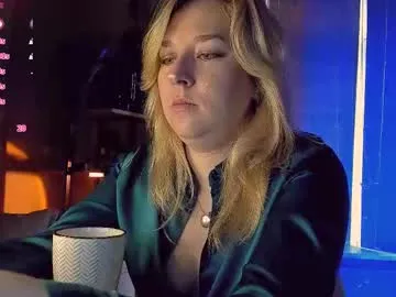 millemimi – webcam model profile photo Image 13