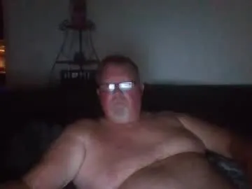 minusvibe – webcam model profile photo Image 9