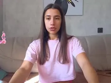 KylieSolo – webcam model profile photo Image 15