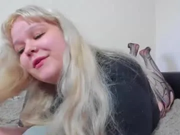 mayadashaaa – webcam model profile photo Image 8