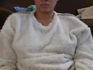 963_kurumi – webcam model profile photo Image 2