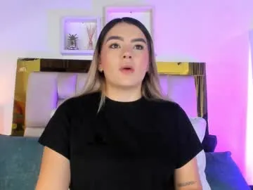 leila_petitee – webcam model profile photo Image 4