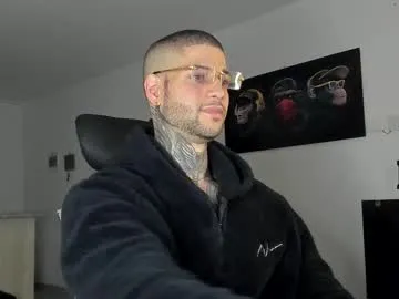 ava_delightt – webcam model profile photo Image 8