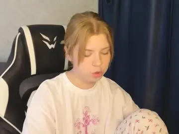 purepleasure25 – webcam model profile photo Image 8