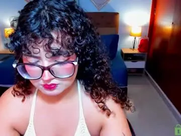 DEFTONES0 – webcam model profile photo Image 18