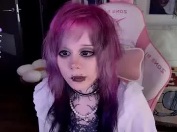 lucy_boobss – webcam model profile photo Image 13