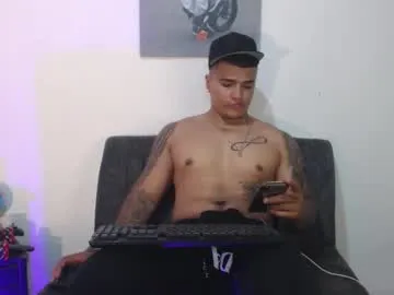 SunnyShiney – webcam model profile photo Image 7