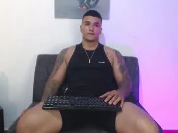 SunnyShiney – webcam model profile photo Image 8