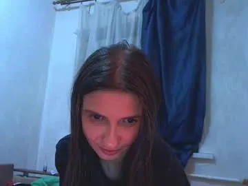 TOP_po – webcam model profile photo Image 10