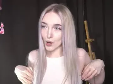 kiki_swan – webcam model profile photo Image 13