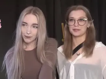 kiki_swan – webcam model profile photo Image 14