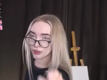 kiki_swan – webcam model profile photo Image 17