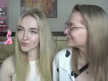 kiki_swan – webcam model profile photo Image 8