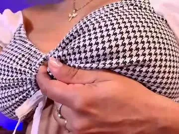 _megan_akbar Image 5