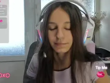 zoe_koller – webcam model profile photo Image 7