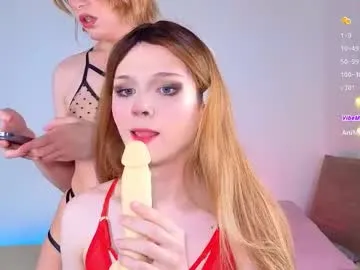 lilylanska – webcam model profile photo Image 3