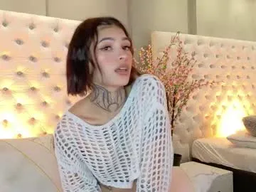 Mist_tMia – webcam model profile photo Image 8