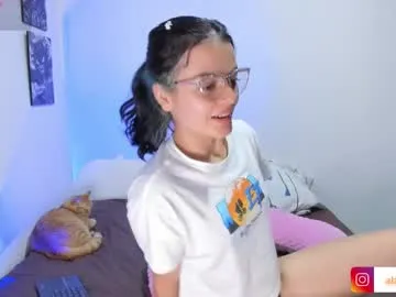 charlottetaylor_ – webcam model profile photo Image 8