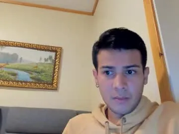 TOP_po – webcam model profile photo Image 15