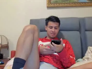 TOP_po – webcam model profile photo Image 19