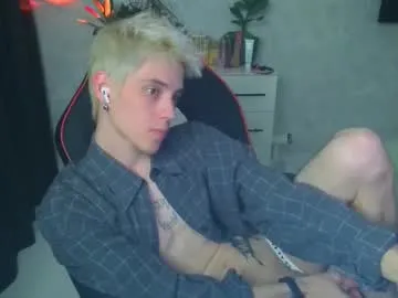 kingdanny_8 – webcam model profile photo Image 5