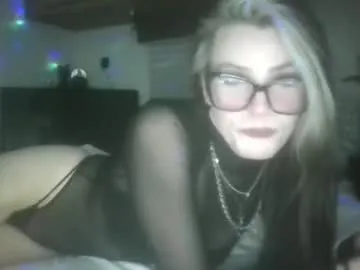 alana15 – webcam model profile photo Image 4