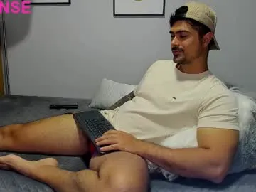 hina_porn – webcam model profile photo Image 19