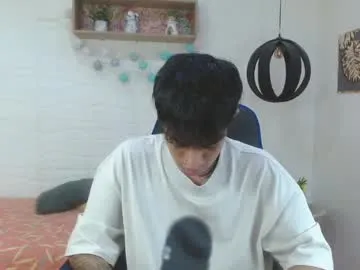 queeneliaa_ – webcam model profile photo Image 7