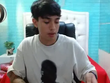 queeneliaa_ – webcam model profile photo Image 8