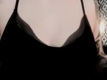 ava_delightt – webcam model profile photo Image 3