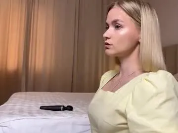 ASUKA-TV – webcam model profile photo Image 6