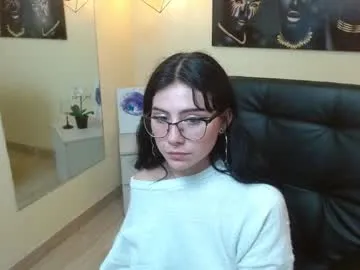 MAIMAI-club – webcam model profile photo Image 3