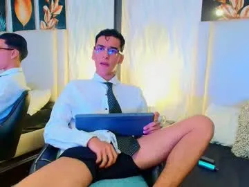 dirtypub – webcam model profile photo Image 5