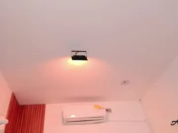 violet_bdsm – webcam model profile photo Image 4