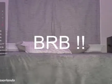 Taanni – webcam model profile photo Image 5